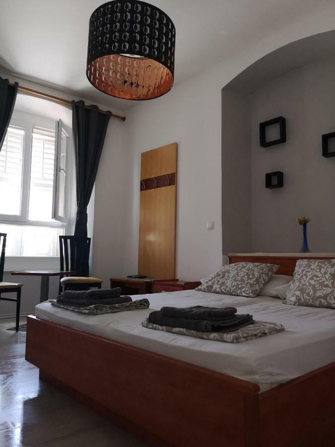 Main Bus Station Rooms Dubrovnik Kültér fotó